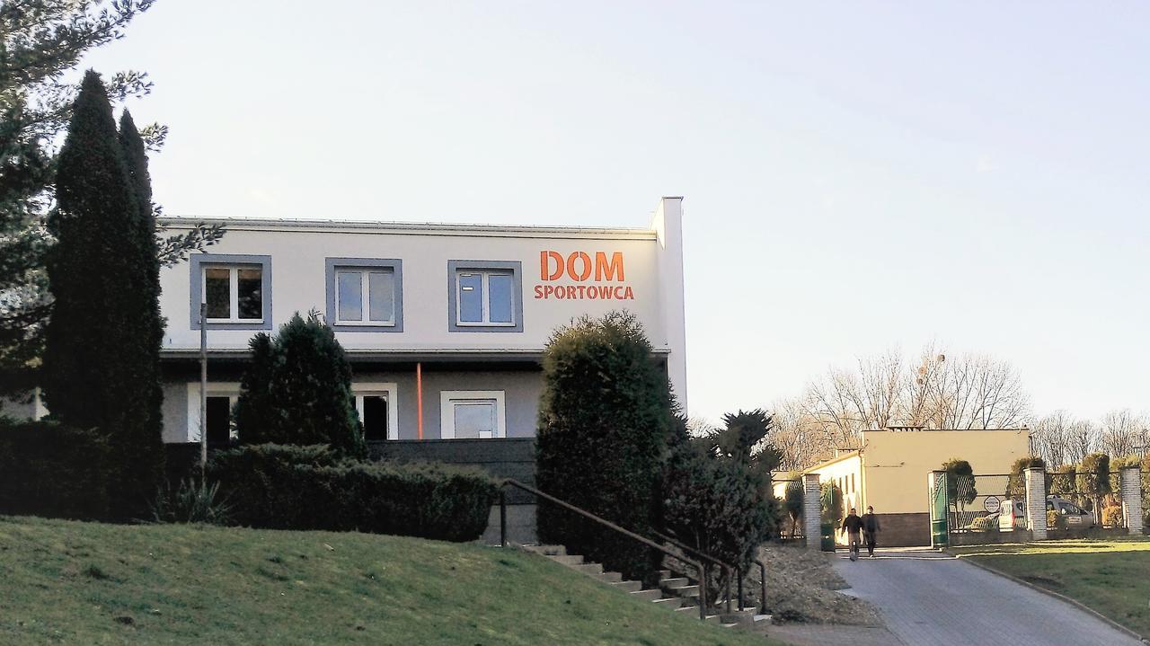 Bed and Breakfast Dom Sportowca à Racibórz Extérieur photo